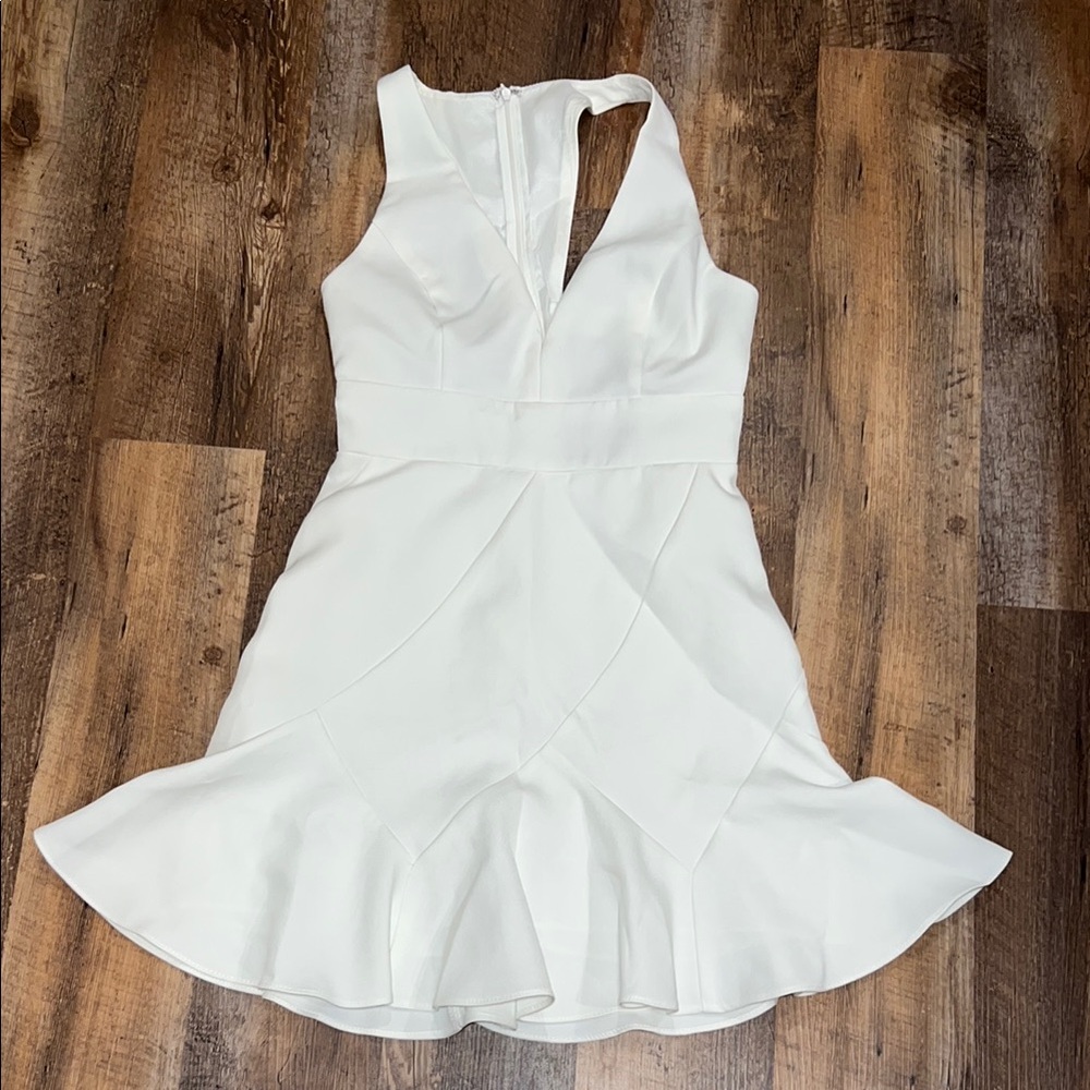 White party dress size XS NWOT